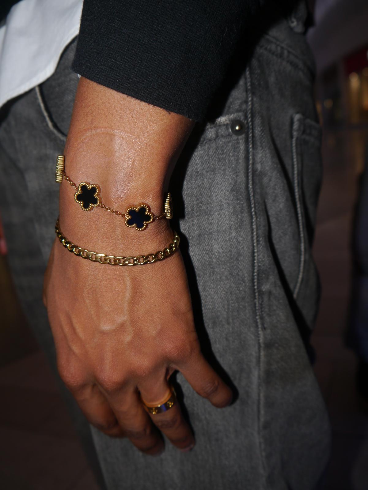 Clover bracelet