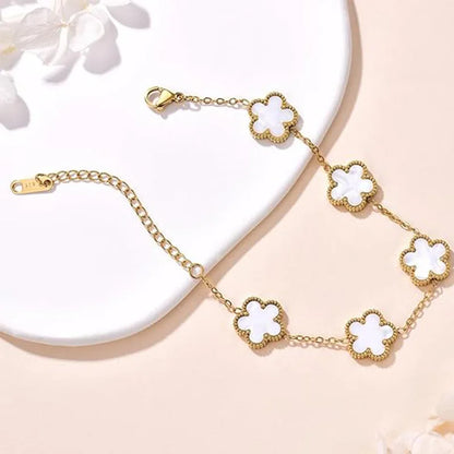 Clover bracelet