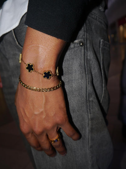 Clover bracelet